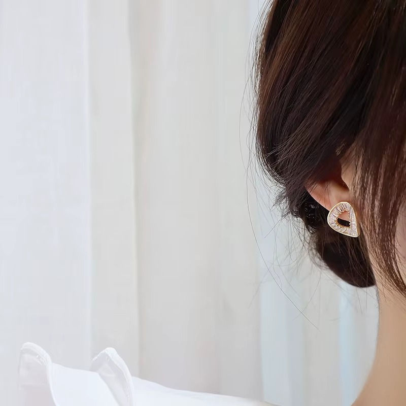 Luxury Ear Accessories for Party Versatile O Shaped Stud Earrings