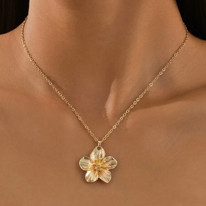 Casual Trend Wrinkled Choker Wedding Dopamine Style Flower Pendant Necklace