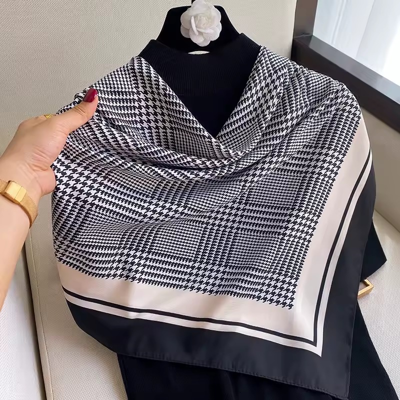 Casual Feeling Hair Neck Square Brand Office Bandanna Muffler Waiter Flight Attendants Handkerchief Rings wrap Scarf SilkÂ