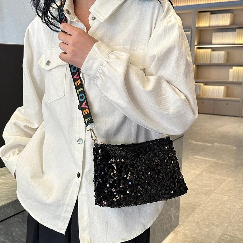 Casual Neutral Square Shaped Featuring Niche Designs Multi-Purpose Cross-Body Bags