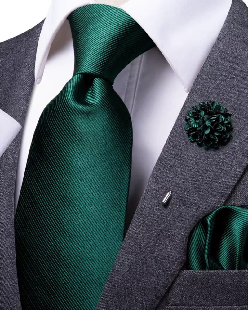 Luxury 8.5cm Wide Solid Silk Wedding Tie Pocket Square Cufflink Set